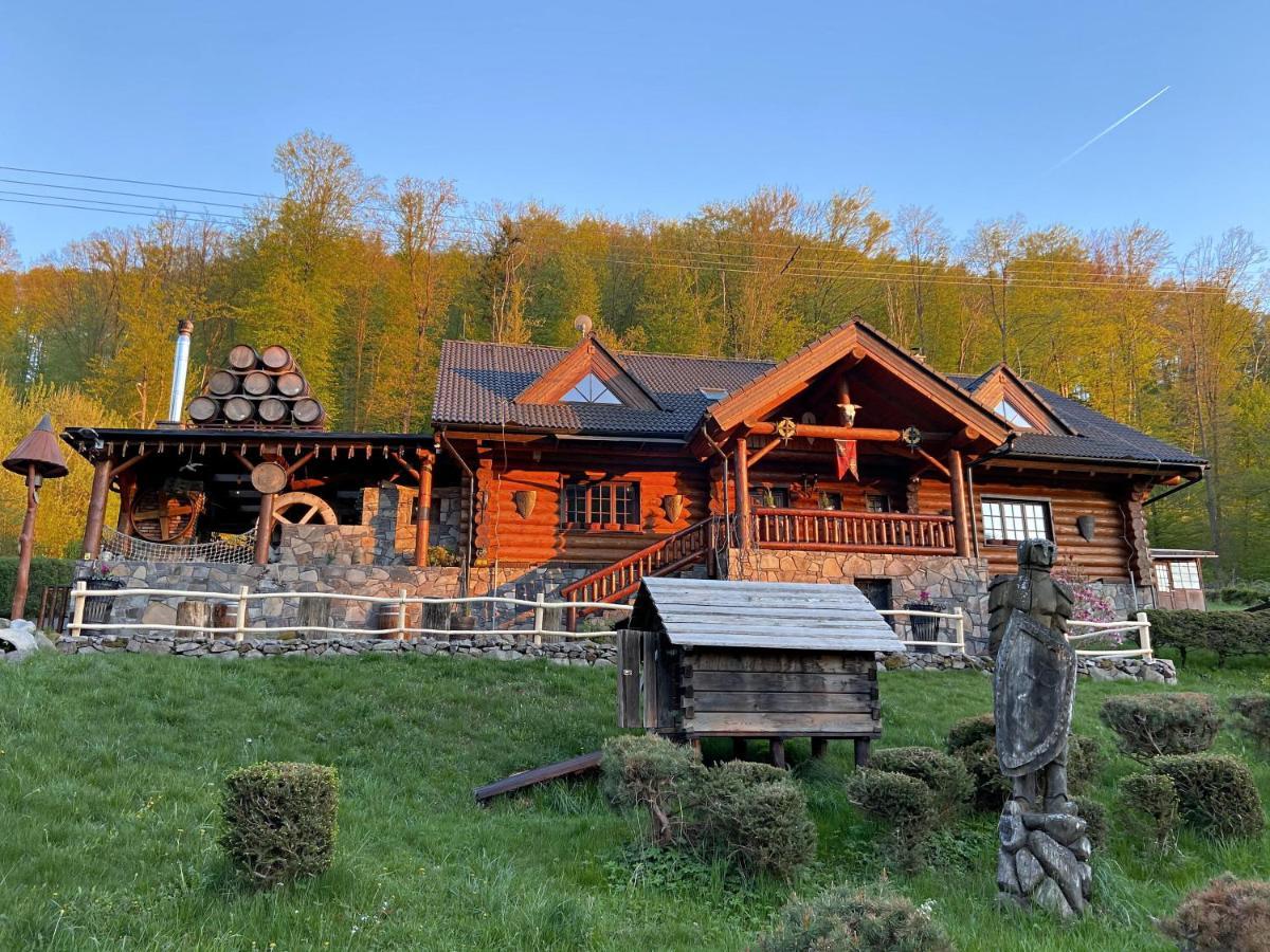 Koliba U Rytiera Villa Zvolen Eksteriør bilde