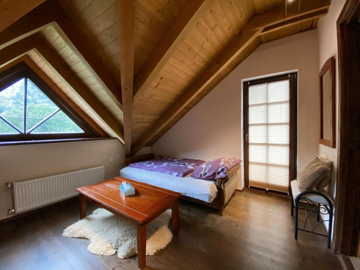 Koliba U Rytiera Villa Zvolen Eksteriør bilde